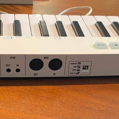Arturia KeyStep 32-Key MIDI Controller 2017 - 2025 - White image 4