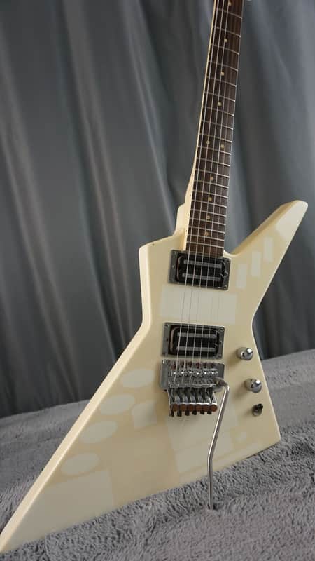 Fernandes The Function Explorer Type Floyd Rose White | Reverb