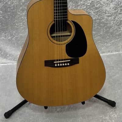 Seagull acoustic electric guitar in natural with case image 17