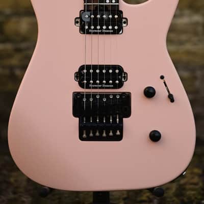 Jackson American Series Virtuoso™, Streaked Ebony Fingerboard - Satin Shell Pink image 1