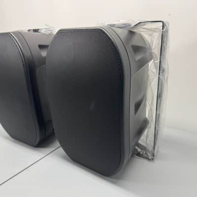 Monoprice 6.5in Weatherproof 2-Way Speakers with Wall Mount Bracket (Pair Black) image 3