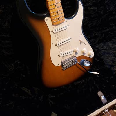 Fender Eric Johnson Signature Stratocaster 2006 - Sunburst image 2