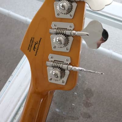 Squier FSR Classic Vibe '60s Precision Bass with Matching Headstock 2021 - Sonic Blue image 7