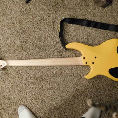 Dingwall NG-2 2015 Yellow image 4
