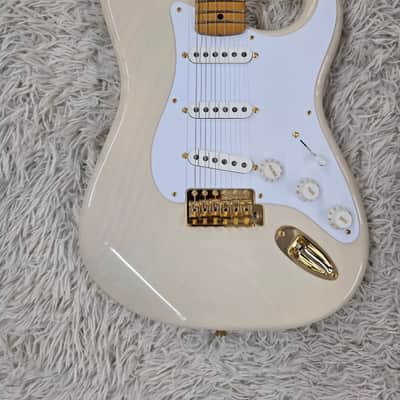 Fender Ltd Edition Vintera III Late '50s Stratocaster, Maple board, White Blonde image 2