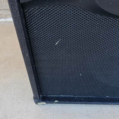 Peavey VYPYR VIP-1 - 20-Watt Modeling Combo Amp image 4