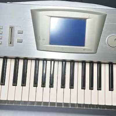 Korg Trinity DR-5 Keyboard Workstation (Consignment)