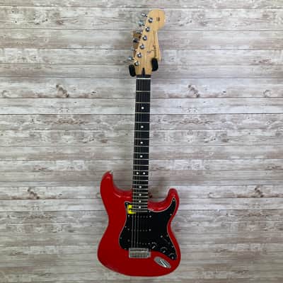Used Fender Player Stratocaster with Ebony Fretboard Ferrari Red image 2