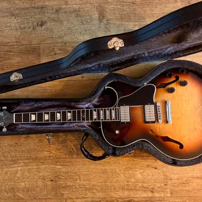 2007 Gibson Memphis Custom Shop ES-137 Classic P90 Tri-Burst image 7