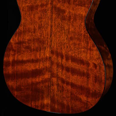 Martin Custom Shop Willcutt Exclusive 000 Style 18 Adirondack/Quilted Mahogany (033) image 2