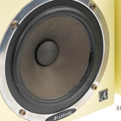 Avantone Pro  Active MixCube Pair - Cream image 11
