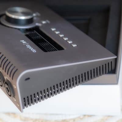 Universal Audio Apollo x4 with Extra Plug-ins, QUAD Heritage Edition Thunderbolt 3 Audio Interface 2020 - Present - Gray image 5