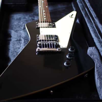 Hamer XT Series Explorer 2011 w/ Hardshell Case image 10