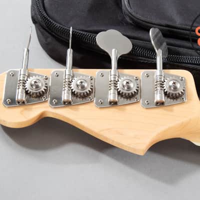 2004 Fender Japan CIJ JB75-90US ’75 Reissue Jazz Bass Vintage White USA Pickups image 8