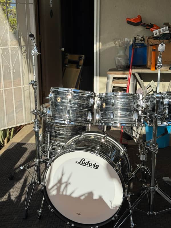 Ludwig Classic maple 2023 - Vintage Black Oyster image 1