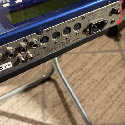 [JJOS2XL] Akai MPC1000 Music Production Center - Blue image 6
