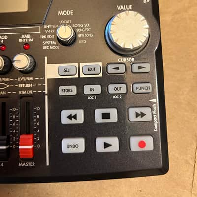 Korg D4 Digital Recorder 2010s Excellent Condition in Box with original Power Supply and Users Manual image 8