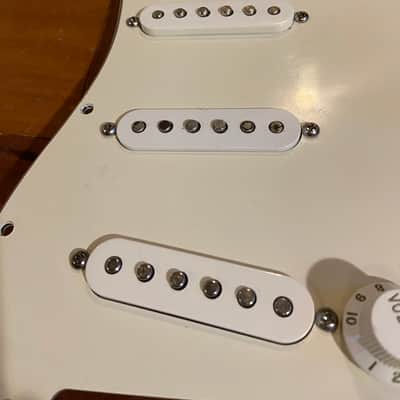Genuine Fender MIM Strat Standard Pickups White Parchment Stratocaster image 2