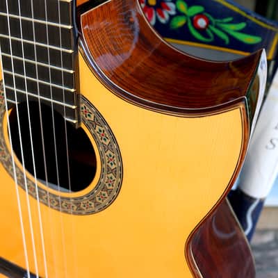 Juan Montes Rodriguez Flamenco guitar cutaway 2023 Cocobolo image 4