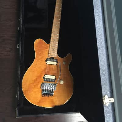 Ernie Ball Music Man Eddie Van Halen 1991 Translucent Gold image 2