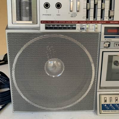 toshiba RT-S931 SILVER Boombox RadioRecorder Cassette Gettho Blaster Bombeat Player Classic image 7