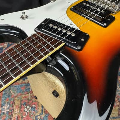 *Video* Mosrite Super Excellent ’65 MKI Kurukumo 3 Tone Sunburst MIJ - 1990's image 22
