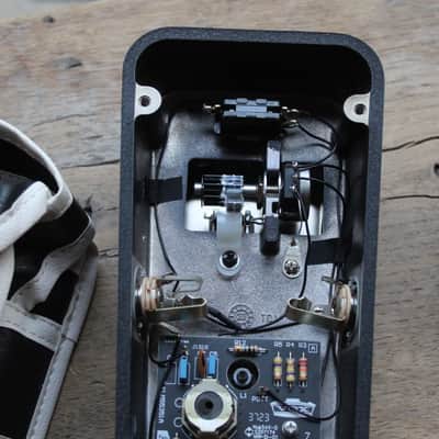 VOX VRM-1 Real McCoy Wah Pedal image 4