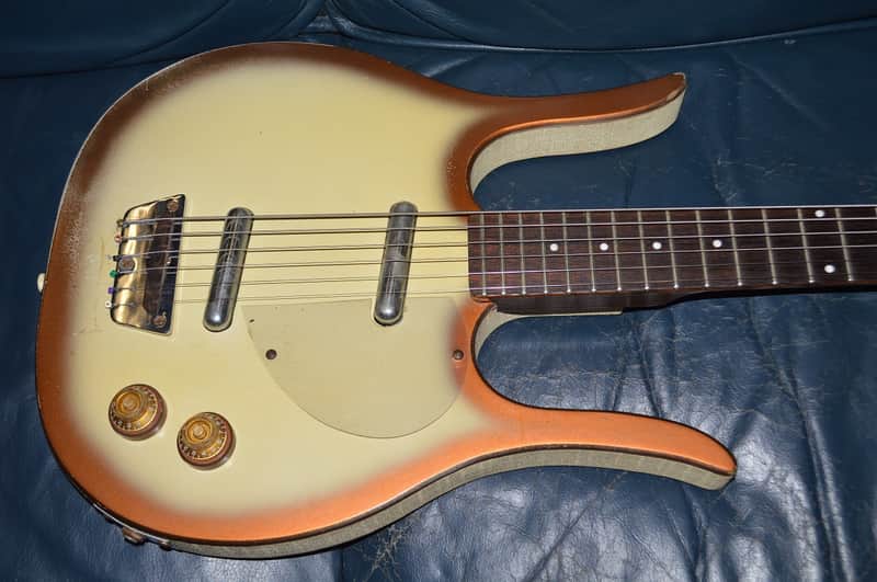 Danelectro Longhorn Baritone 6 - Copperburst image 1