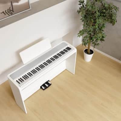 KORG B2SP Digital Piano White (With Stand) - Certified B-Stock image 3