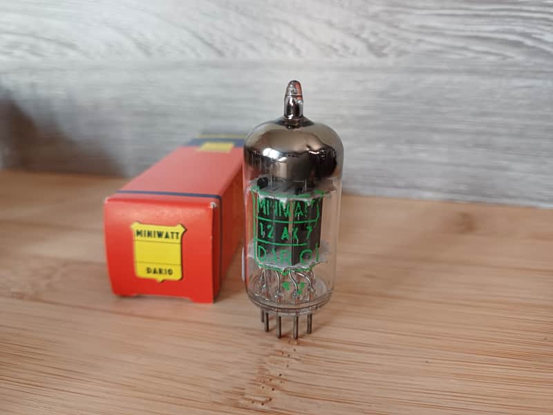 Rare early NOS NIB 1962 PHILIPS Dario Miniwatt 12AX7 ecc83 Holland BIG O getter  super strong best AMPEREX tube perfectly balanced  Orange Hiwatt Marshall, preamp image 1