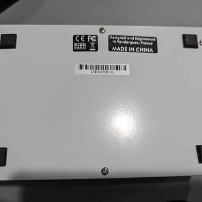 Two Notes Torpedo C.A.B. Speaker Simulator Pedal 2010s - White/Black image 2