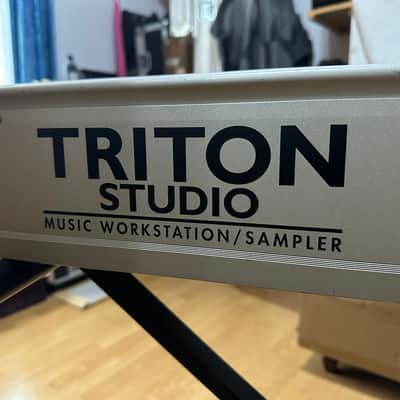 Korg Triton Studio 88-Key 120-Voice Polyphonic Workstation 2002 - 2005 - Silver image 16