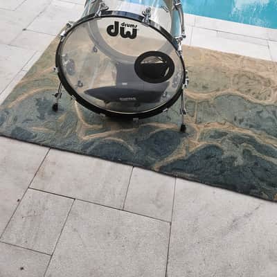DW Design Series Acrylic 18x22" Bass Drum 2015 - Present - Clear Acrylic image 1