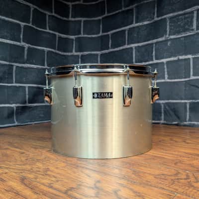 Tama Imperialstar Concert Toms – 9"x13" & 10"x14" – Vintage 1970s Hairline Chrome image 4