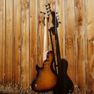 Sadowsky Masterbuilt 24-Fret Single Cut Bass Red Alder Body '59 Burst 5-String Bass w/ Gig Bag image 3