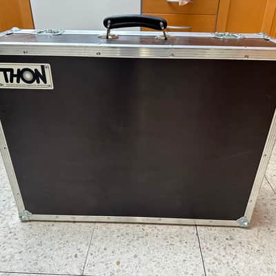 Incl. FlightCase: Studiologic MP-113 MIDI Foot Pedal image 7