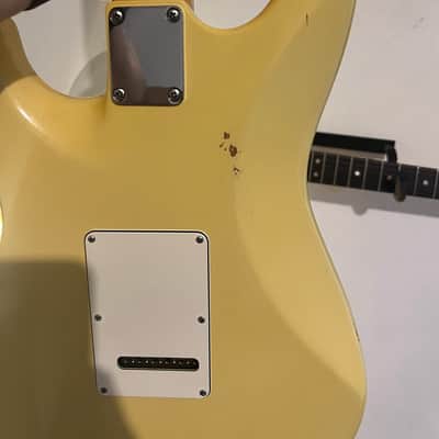 Suhr Classic S Hss Vintage Yellow image 4