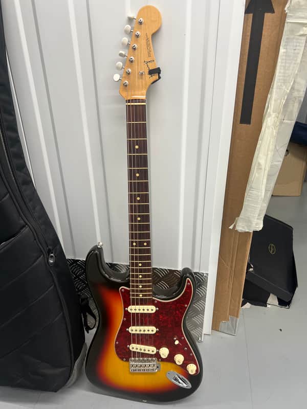 Kanji Kawabata Tomo Fujita Signature Stratocaster 2010 -2023