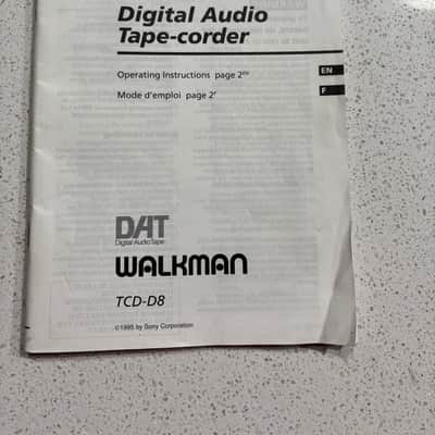 Sony DAT Walkman TCD-D8 1995 - Black image 9