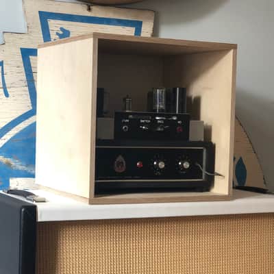 Custom made  Amplifier casing / shelf / studio storage solution  2023 image 2