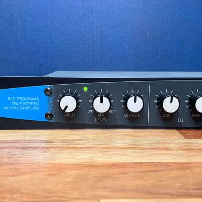 Zoom 1202 Reverb / Multi-Effect Processor image 2