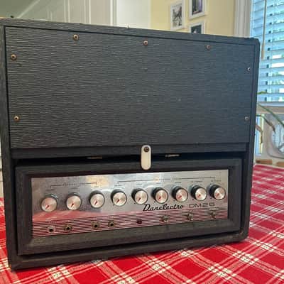 Danelectro DM25 - 1960's - Head / Cabinet image 12
