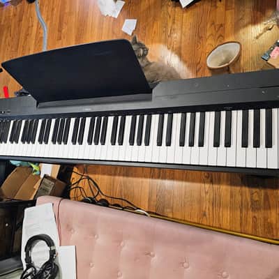 Yamaha P-143B 88-Key Digital Piano 2023 - Present - Black image 2