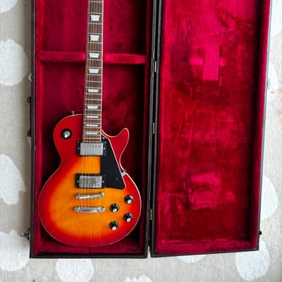 1980s The Gibson Guitar Company USA Rectangular Vintage Hard Case Brown & Red Interior rare image 10