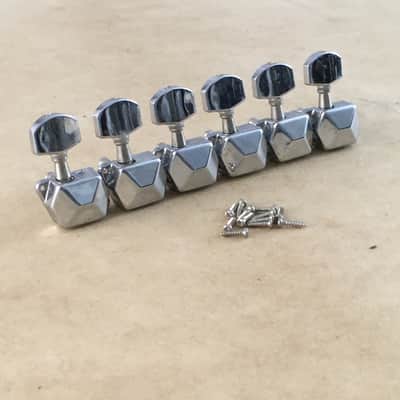 Rare Vintage Chrome Electric Guitar Tuners Set Slanted Sealed Casings 70s Style image 2
