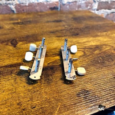 Vintage 3x3 Plate Tuners Vintage *Missing ONE Head* (1960s - Nickel) image 4