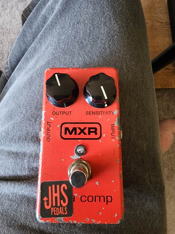 Used JHS MXR Dyna Comp with "Dyna Ross" Mod 2012 - 2017 - Red