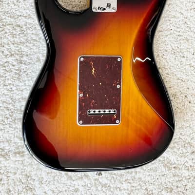 Mint Fender American Professional II Stratocaster, Sunburst with Case 7 lbs 11.8 oz image 6