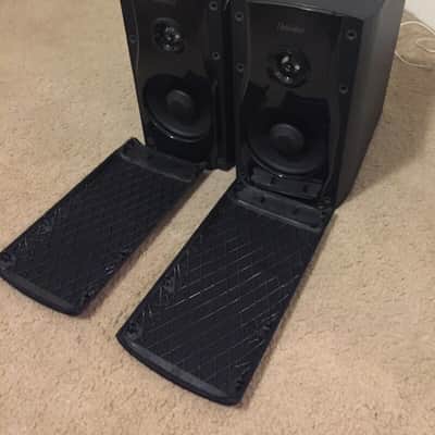 Definitive Technology SM45 Bookshelf Speakers, Pair Of Two(2) - Black image 5
