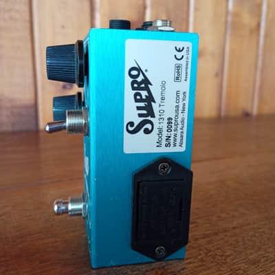 Supro 1310 Tremolo 2010s - Blue image 5